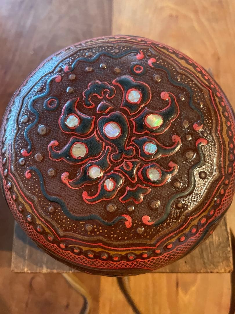 唐物　菓子器　漆器　時代物　蓋物　螺鈿