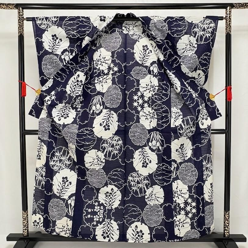 ゆりのはな　未使用品　綿絽　浴衣　竺仙風　雪輪に花柄　綿　仕立て上がり　G402