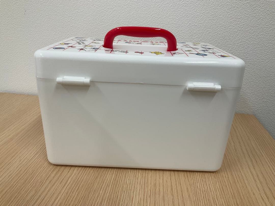 ハローキティ 収納ボックスとタオルセット