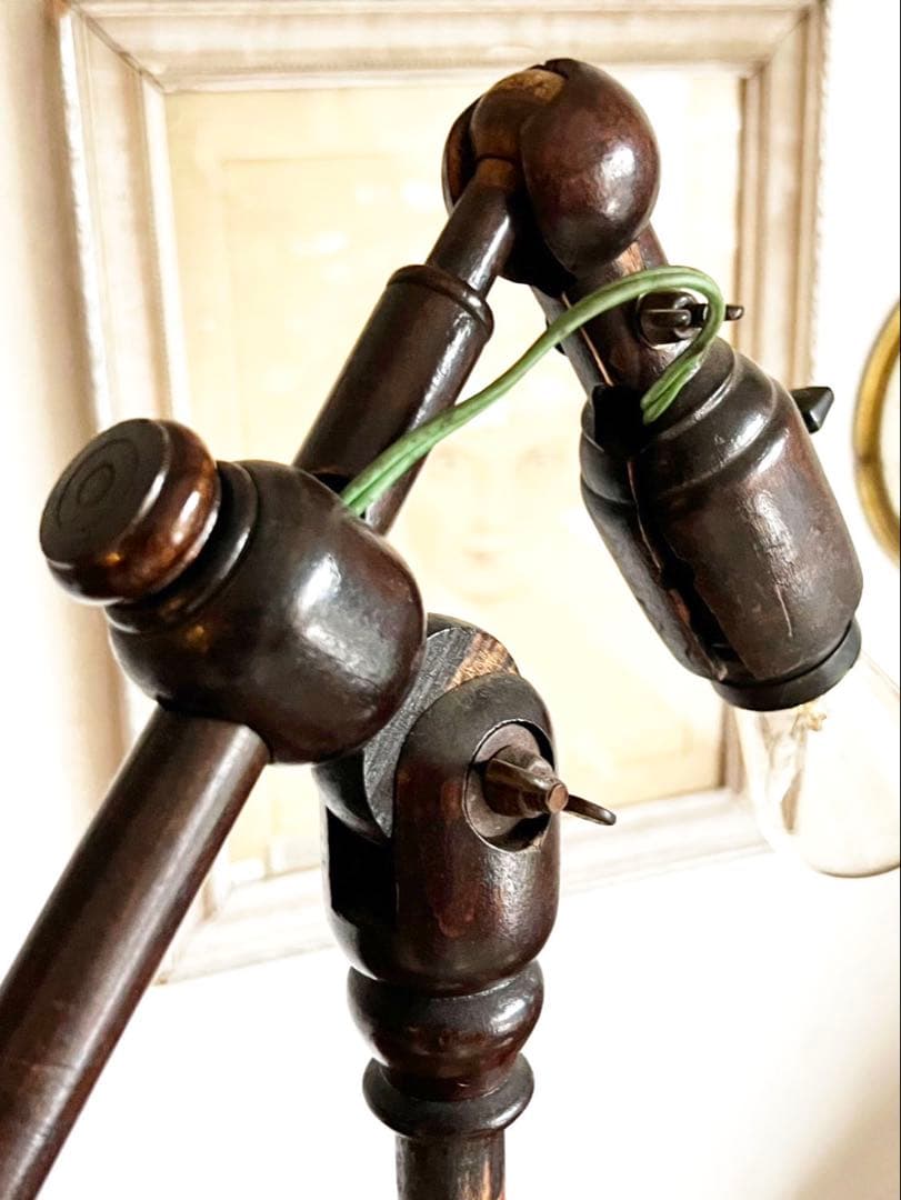 貴重！アンティークアーム木製のスタンドランプ　戦前スタンドライト　卓上ライト