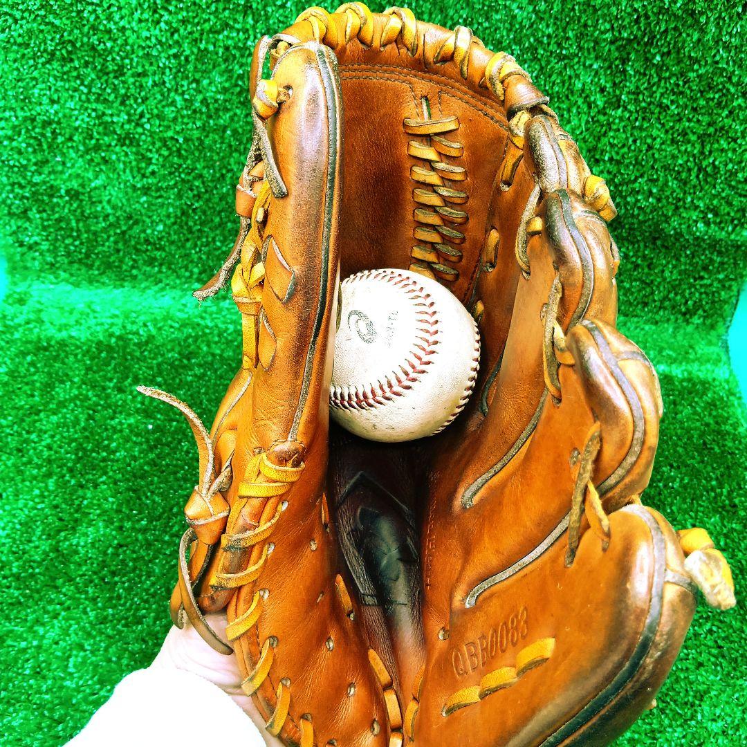 野球グローブ　一般硬式グラブ　アンダーアーマー