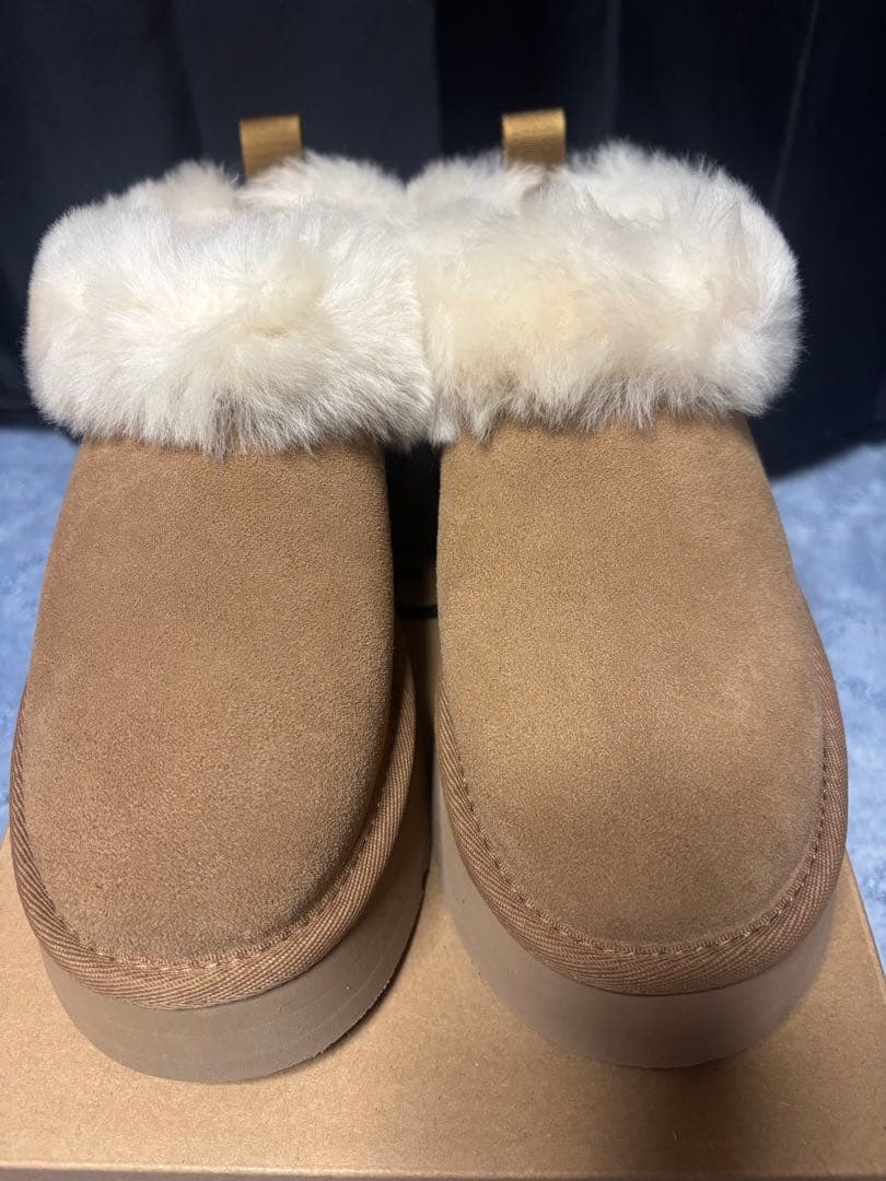 新品 UGG ムートンブーツTazzelle タゼル 23cm
