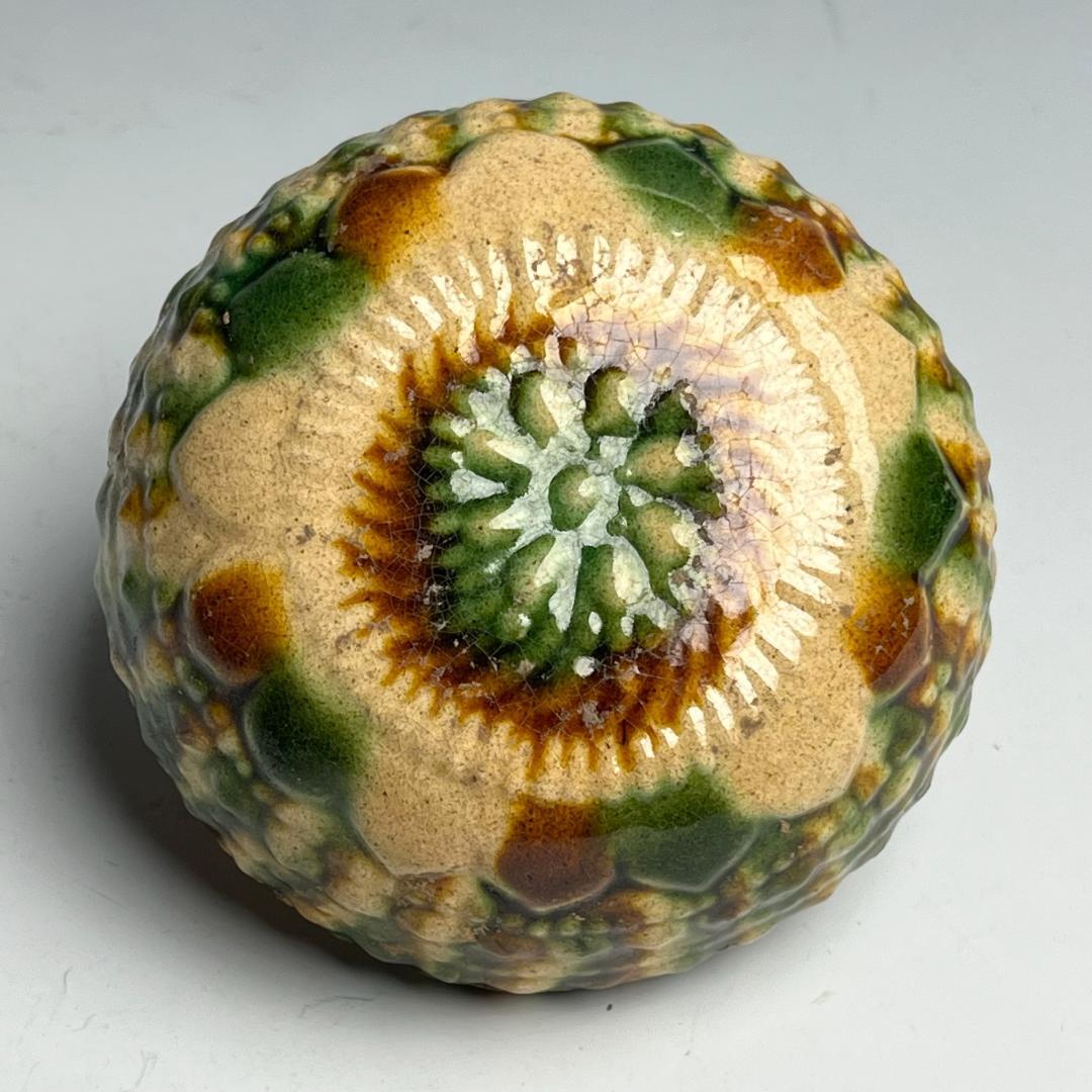 唐三彩陽刻花紋盌 唐時代 中国古玩 中国美術