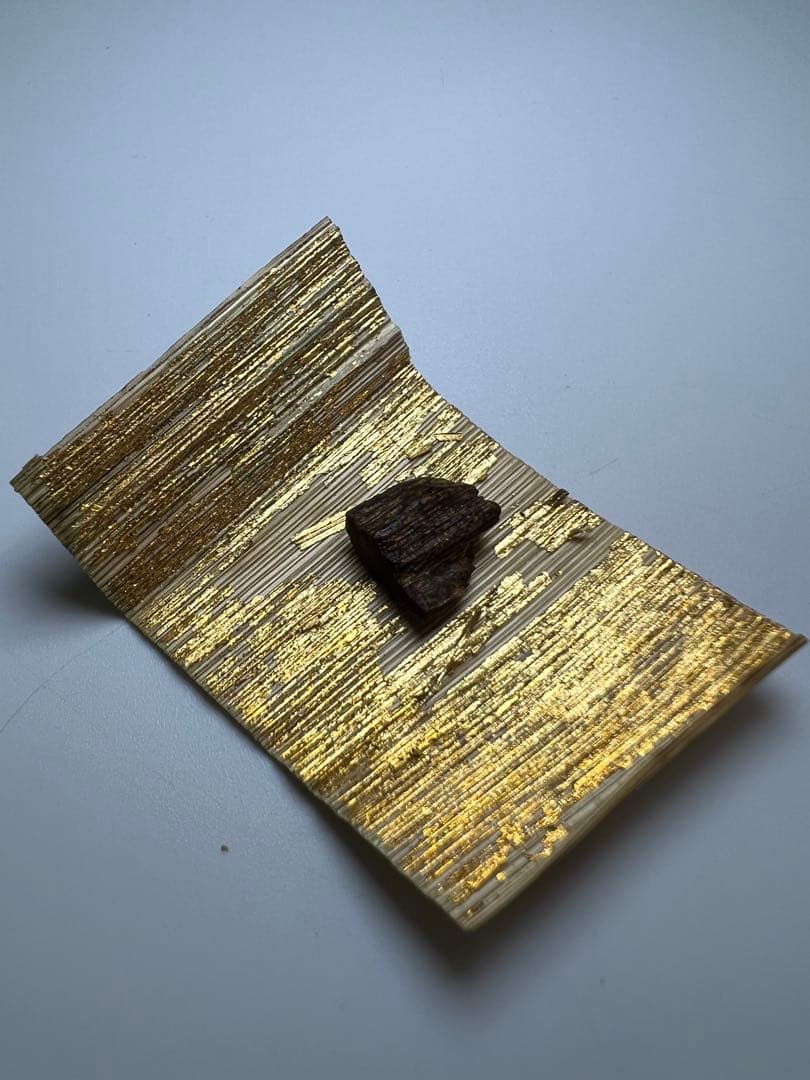 古渡命銘木 名香　當今天皇勅銘　伽羅　銘【浪の花】0.293g 香木/沈香/伽羅