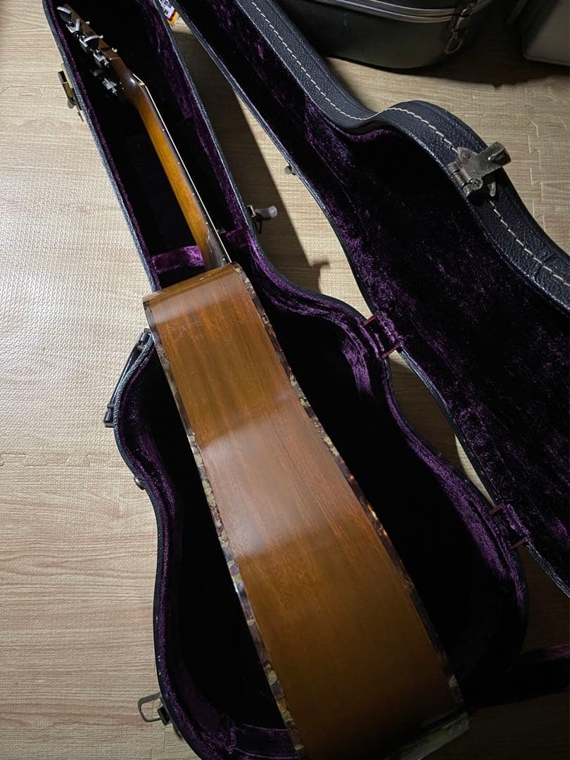 Gibson J-50 deluxe 1970〜1972年製