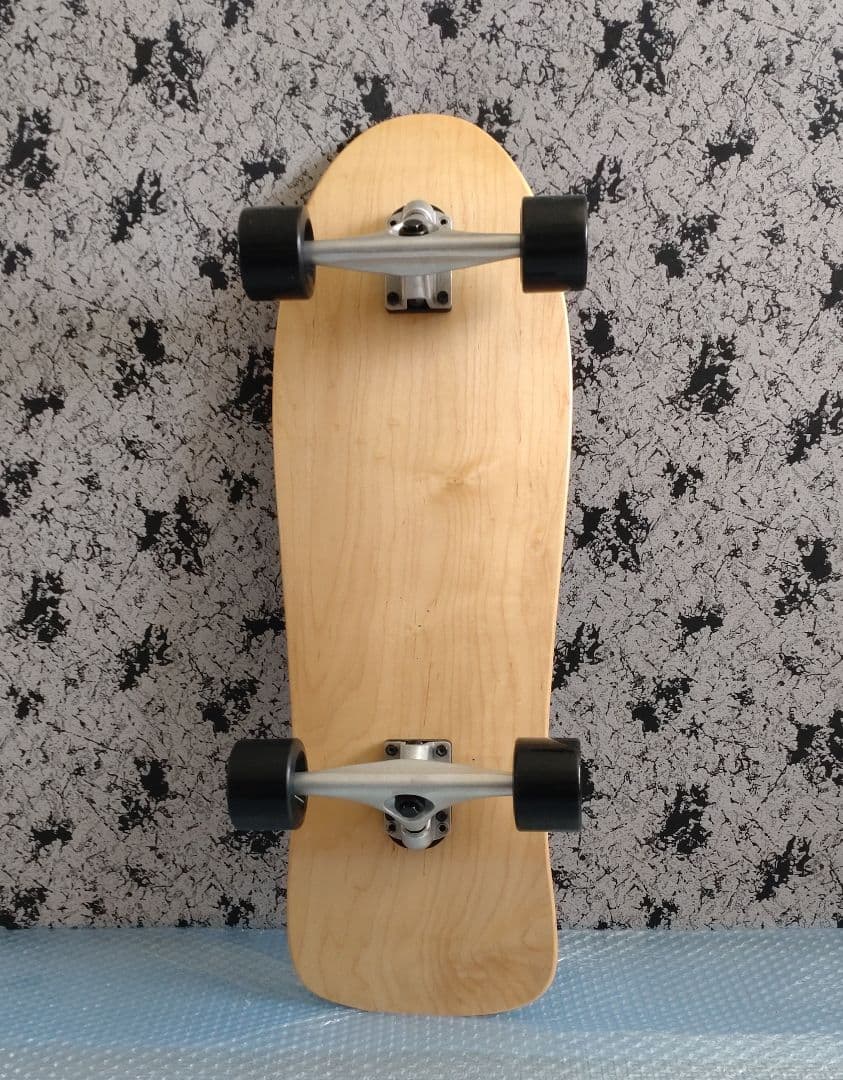 30＜税送料3648円込＞前後カービングT搭載ショートクルーザー３０' P貼済！