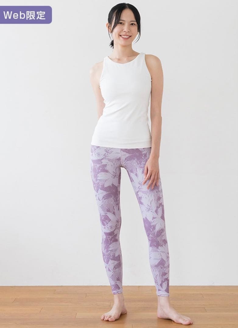 yurima sukala 花柄タンクトップ＆レギンスセット
