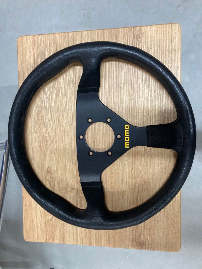 MOMO VELOCE RACING スエード320mm