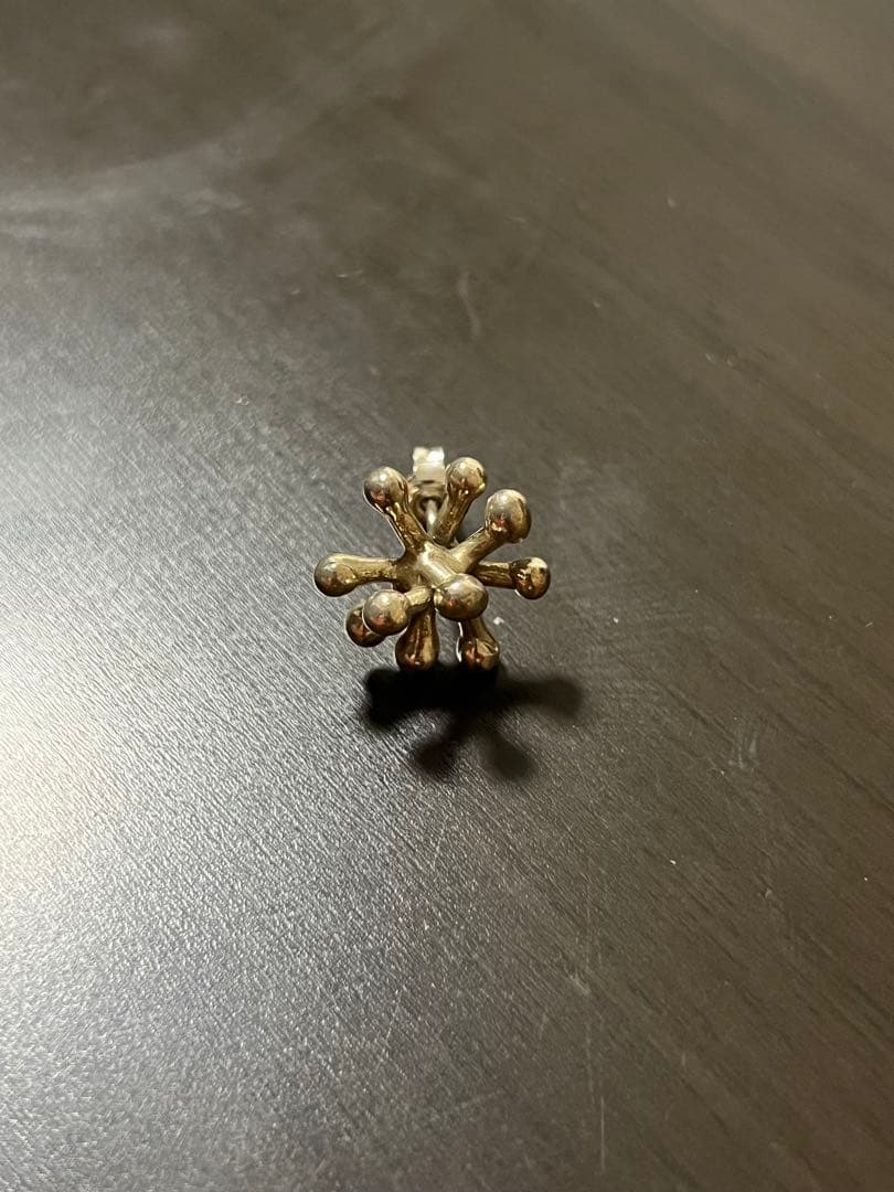 モニカカスティリオーニ　MONICA CASTIGLIONI