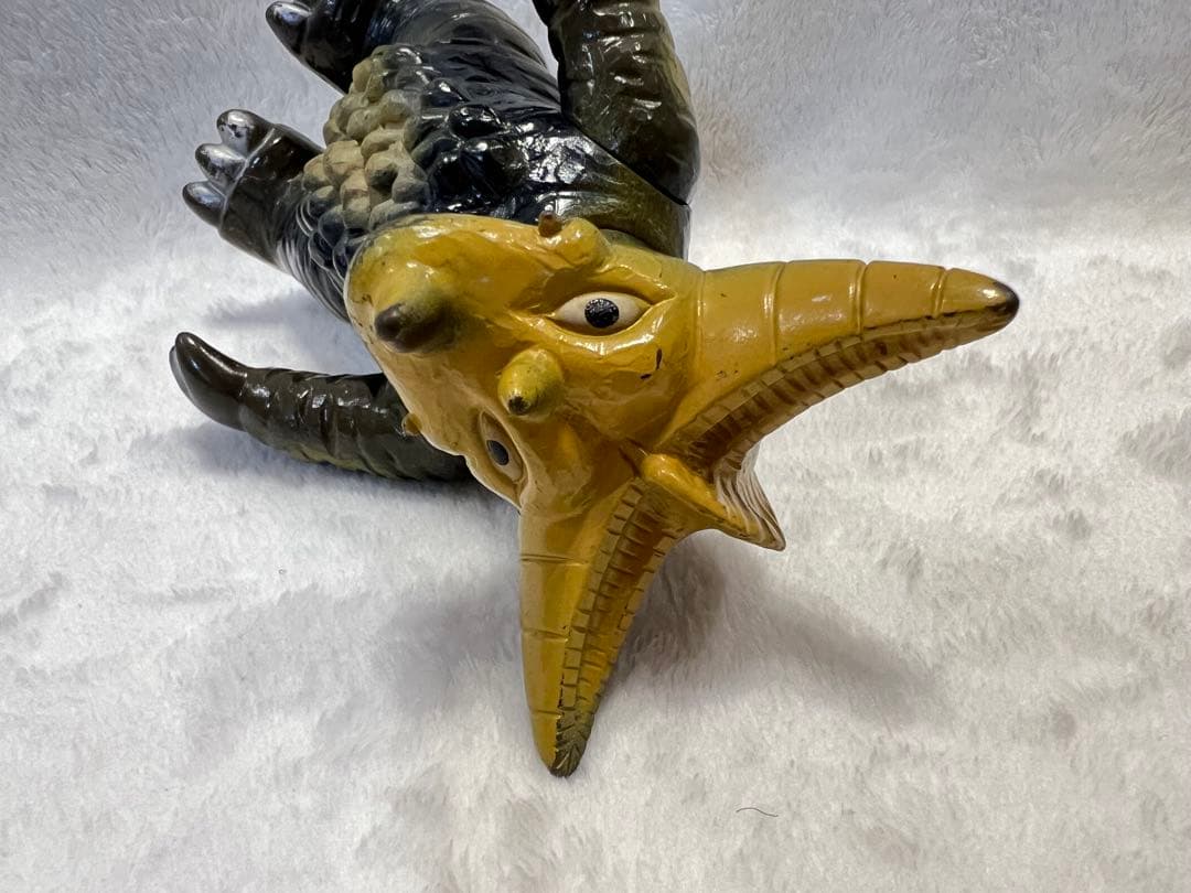 【ソフビ】ウルトラマンシリーズ 怪獣 パチ ゴモラ風