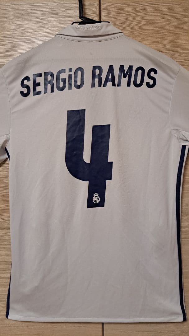 【稀少】アディダス レアルマドリード 2016/17 セルヒオラモスHユニ #4