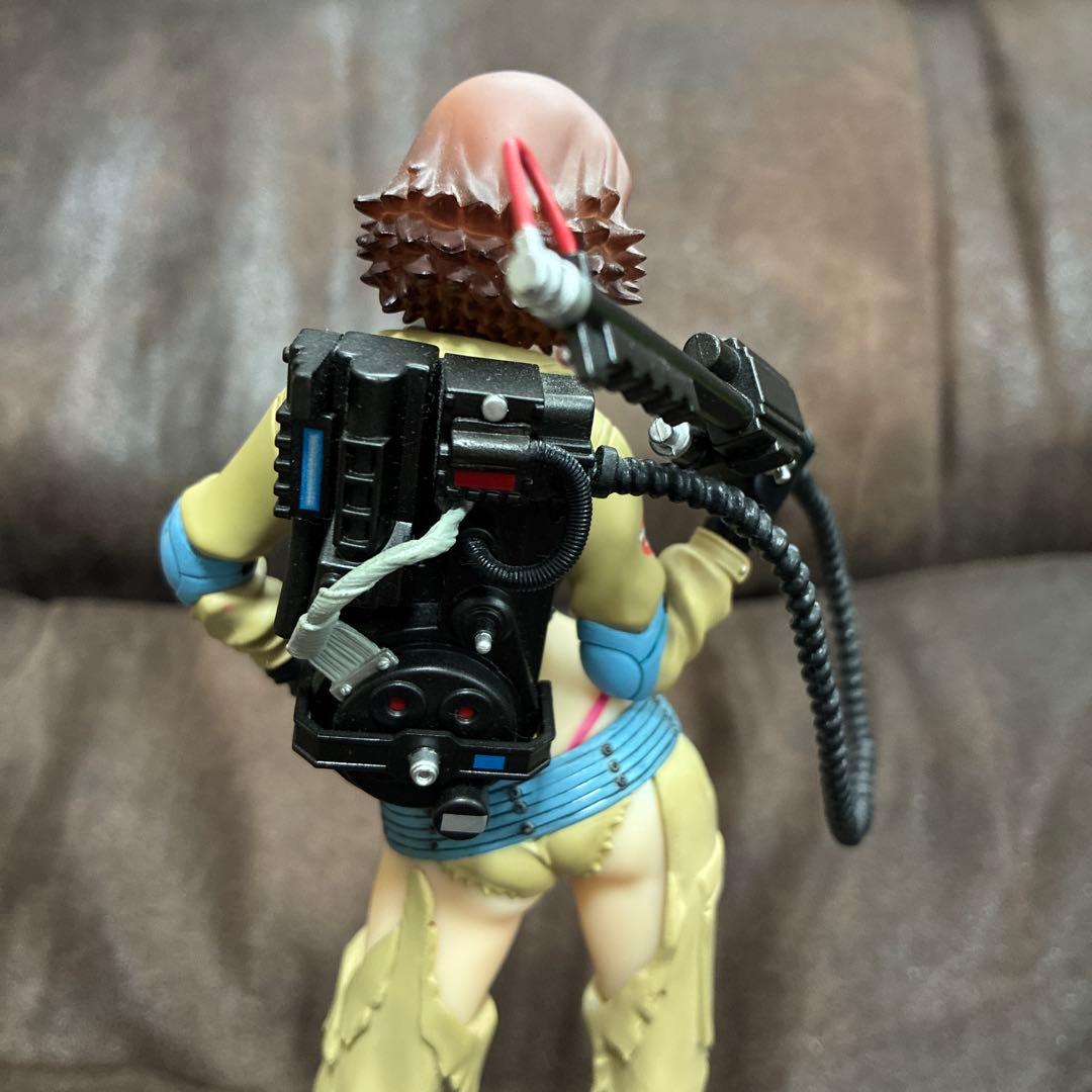 コトブキヤ　ゴーストバスターズ　ルーシー　フィギュア