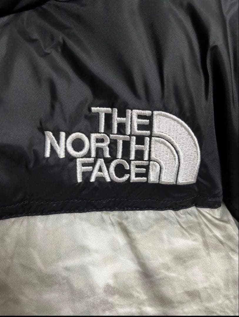 【ほぼ未使用！】Supreme×the North face 紙ヌプシ