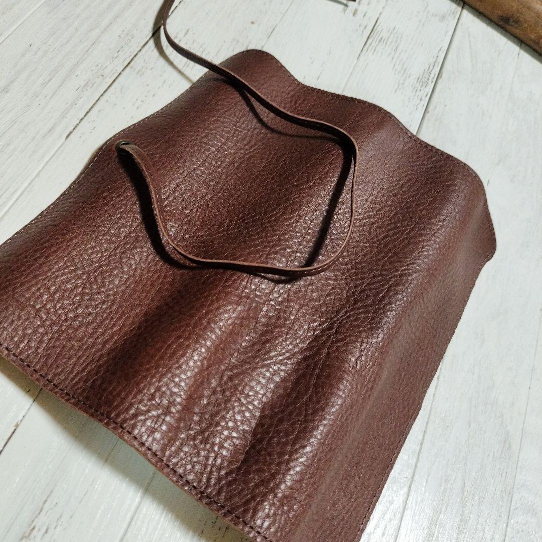 土屋鞄製造所　トーンオイルヌメロールペンケース　¥15400