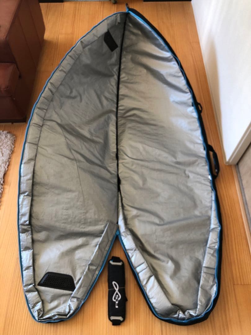 FCS サーフボードケース　6’0”