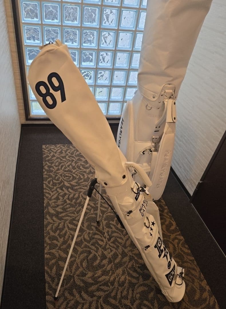 ☆PEARLY GATES　GOLFラウンドセルフスタンドBag☆