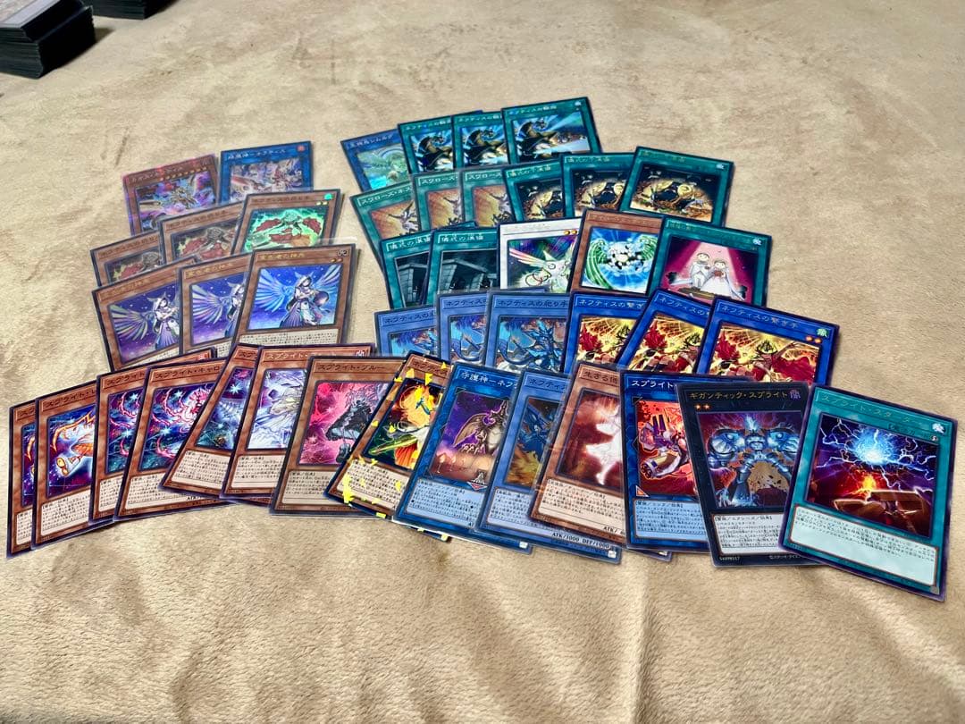 3*読様 遊戯王 引退品 決闘都市スリーブ4種 デッキ4種