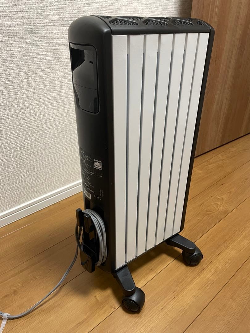 土日限定価格【美品】DeLonghi MDH09-BK 電気ヒーター