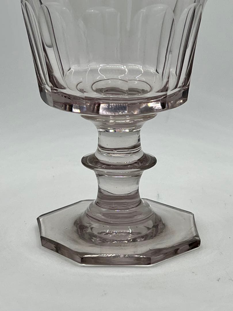 大ぶりなゴブレット　ウランガラス　和ガラス グラス 八角形台　アンティーク