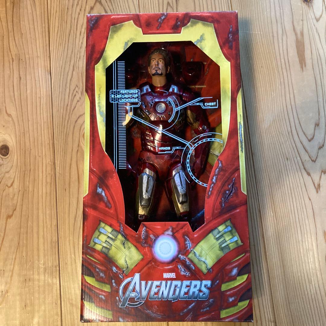 【新品・未開封】NECA ネカ 18インチ アイアンマン 1/4 フィギュア