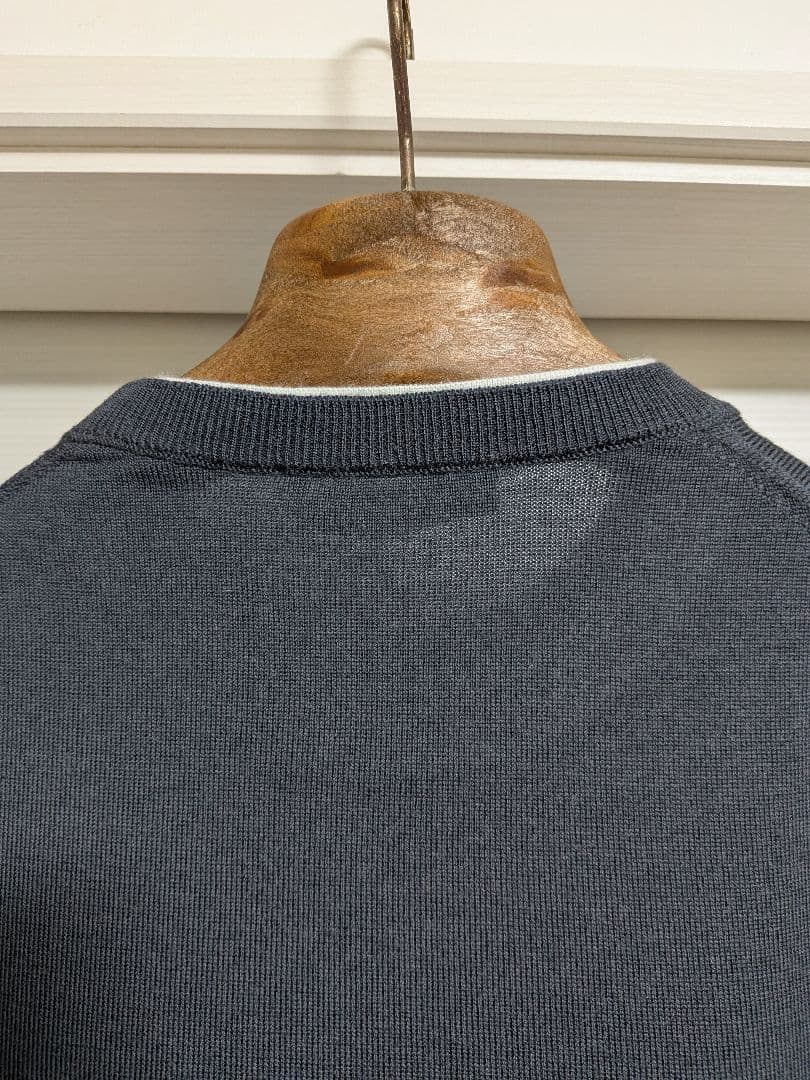 【新品約9万円】Cruciani クルチアーニ★グレー★クルーネックニット 46