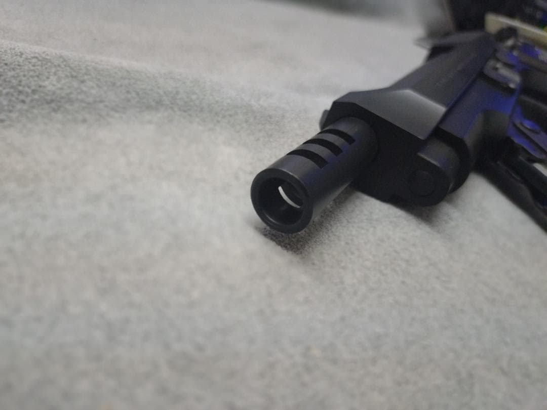 東京マルイ M93R 18歳以上電動ハンドガン オールブラックおまけ付き