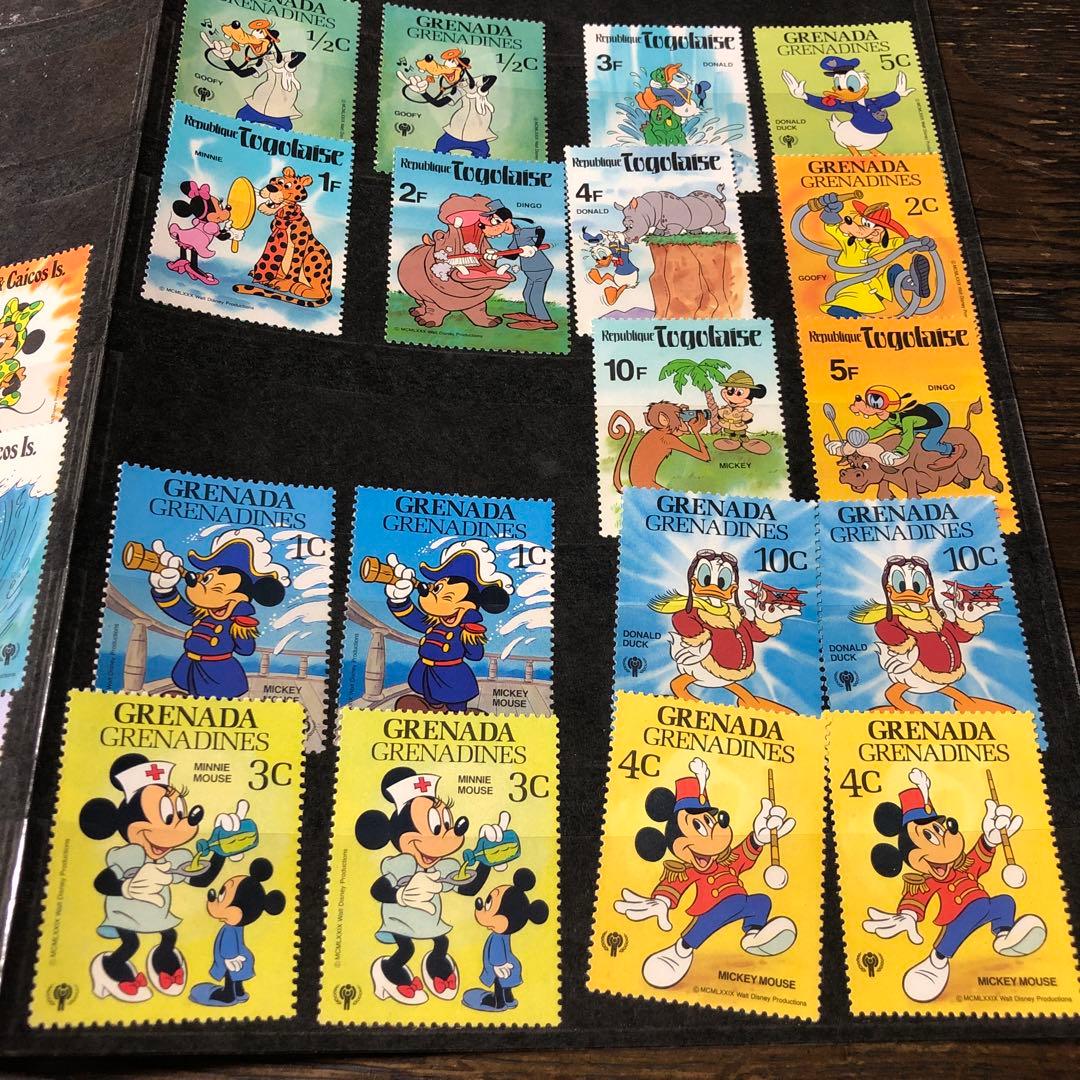 ディズニー　他　外国切手　157枚
