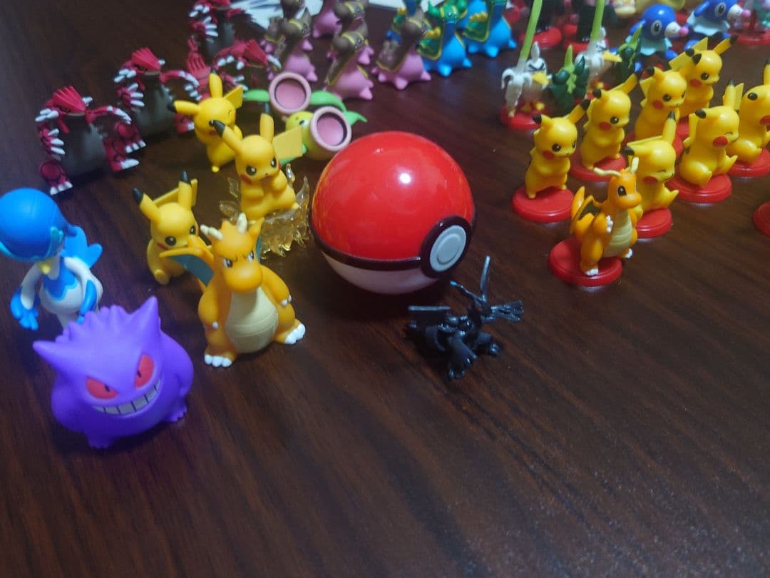 ポケモン・星のカービィ　まとめ売り　９２点