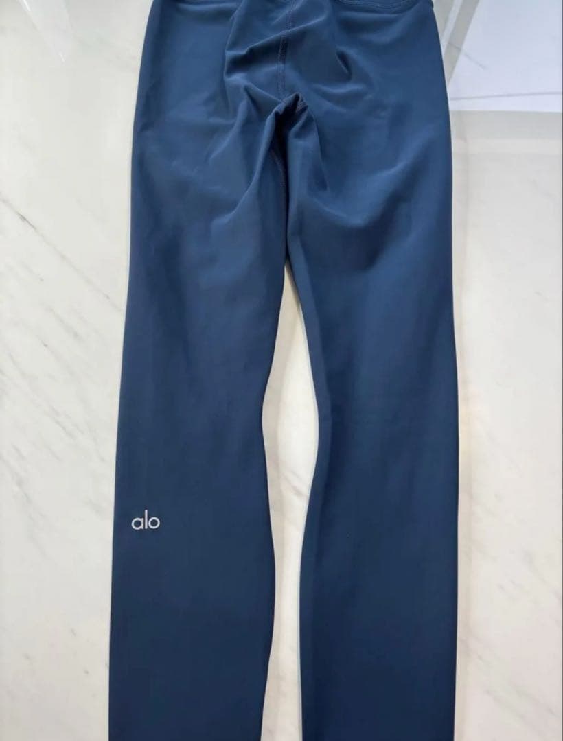 【レア】アローヨガ　alo yoga レギンス　ネイビー　XXS