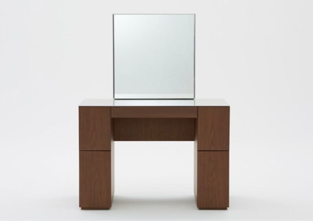 カッシーナ　ドレッサー