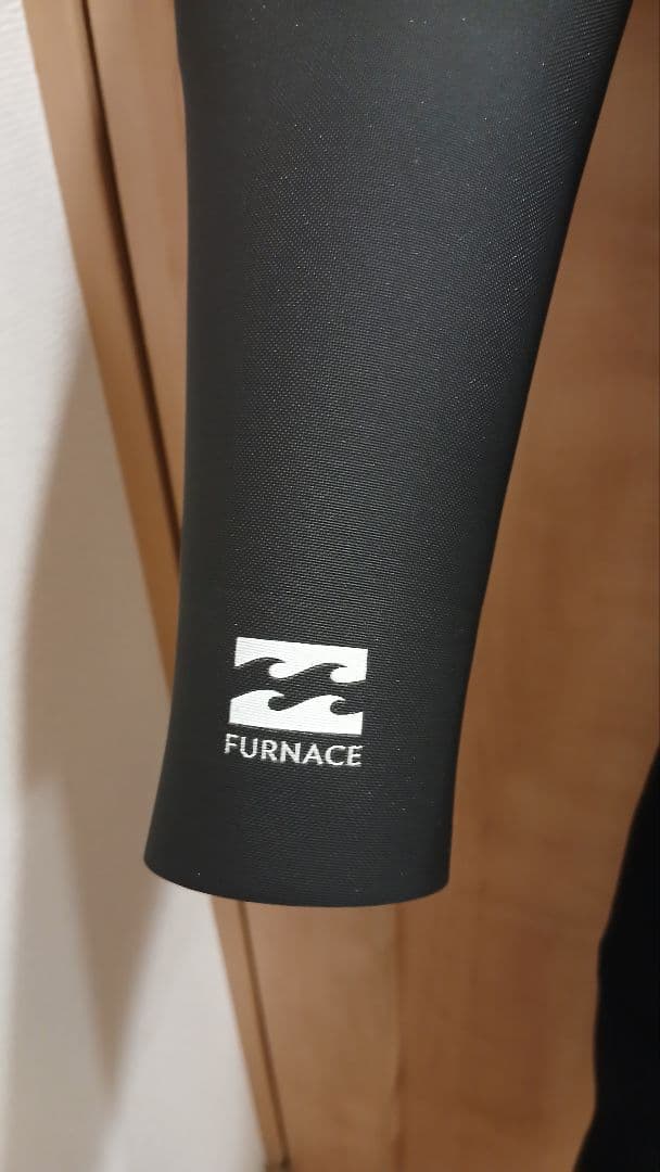 美品 ビラボン セミドライ L