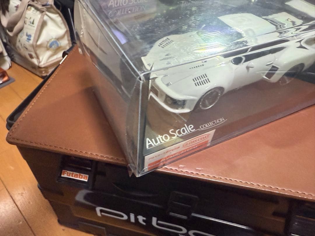 京商ミニッツ　ASC グロスコートボディ仕様　ポルシェ935ターボ/ホワイト