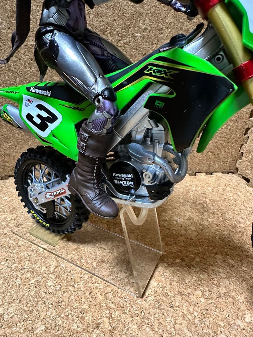 1/6 Kawasaki KX 450 モトクロスバイク