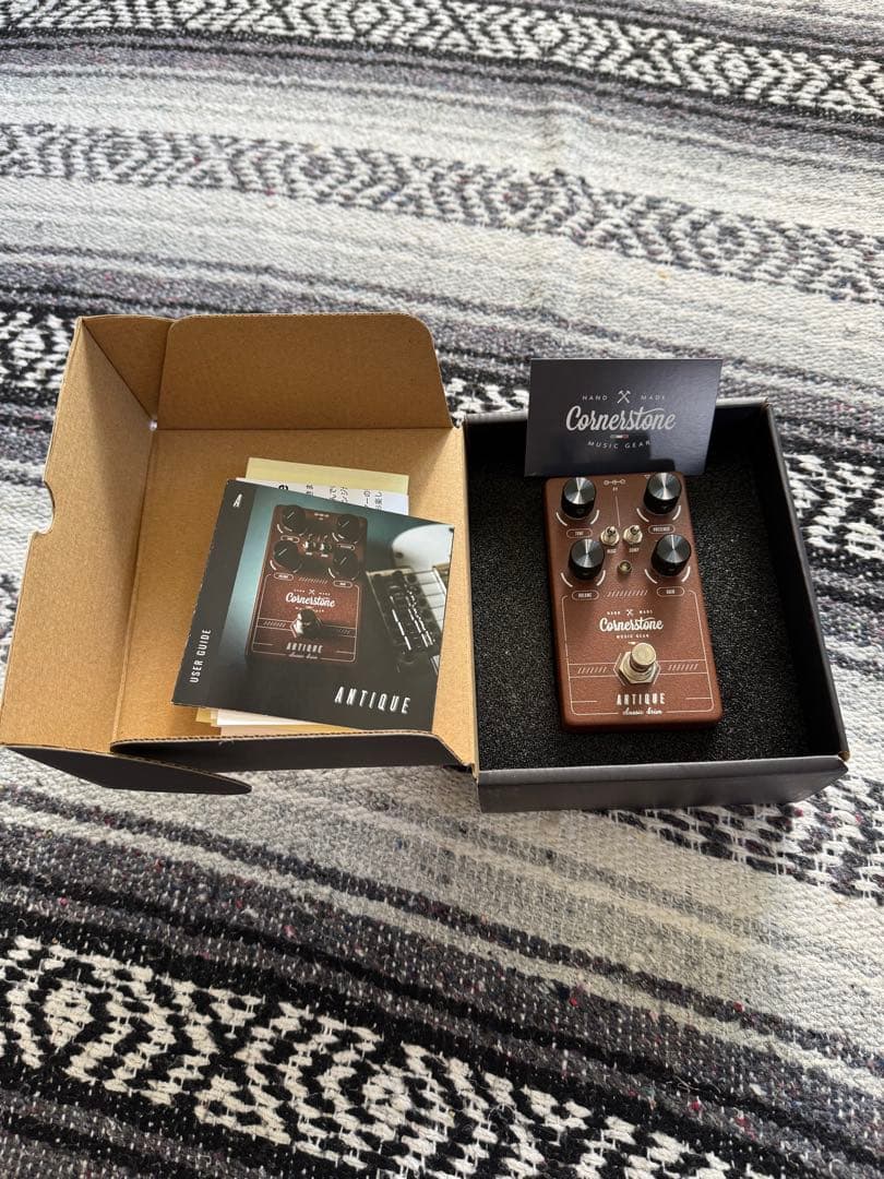 ギター Cornerstone Antique v2