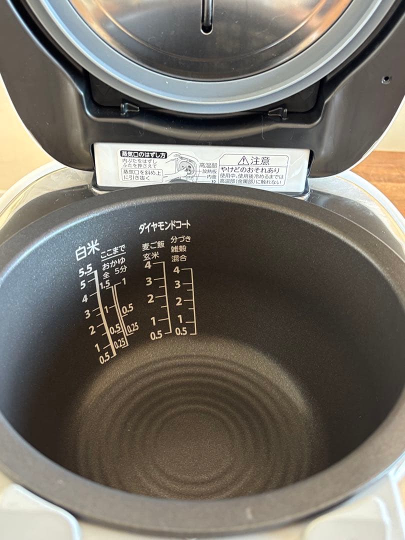 美品TOSHIBA RC-10VSV 真空圧力IH炊飯器