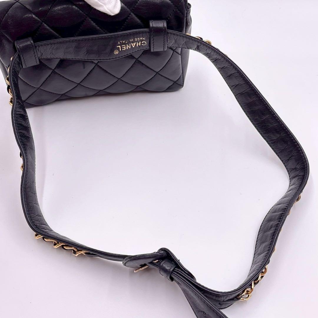 CHANEL シャネル ウエストバッグ マトラッセ ラムスキン ココマーク
