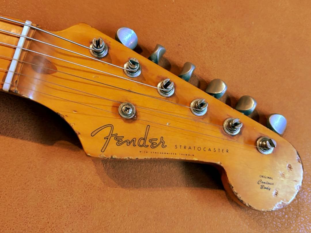 fender JAPAN ストラトキャスター レリック フェスタレッド