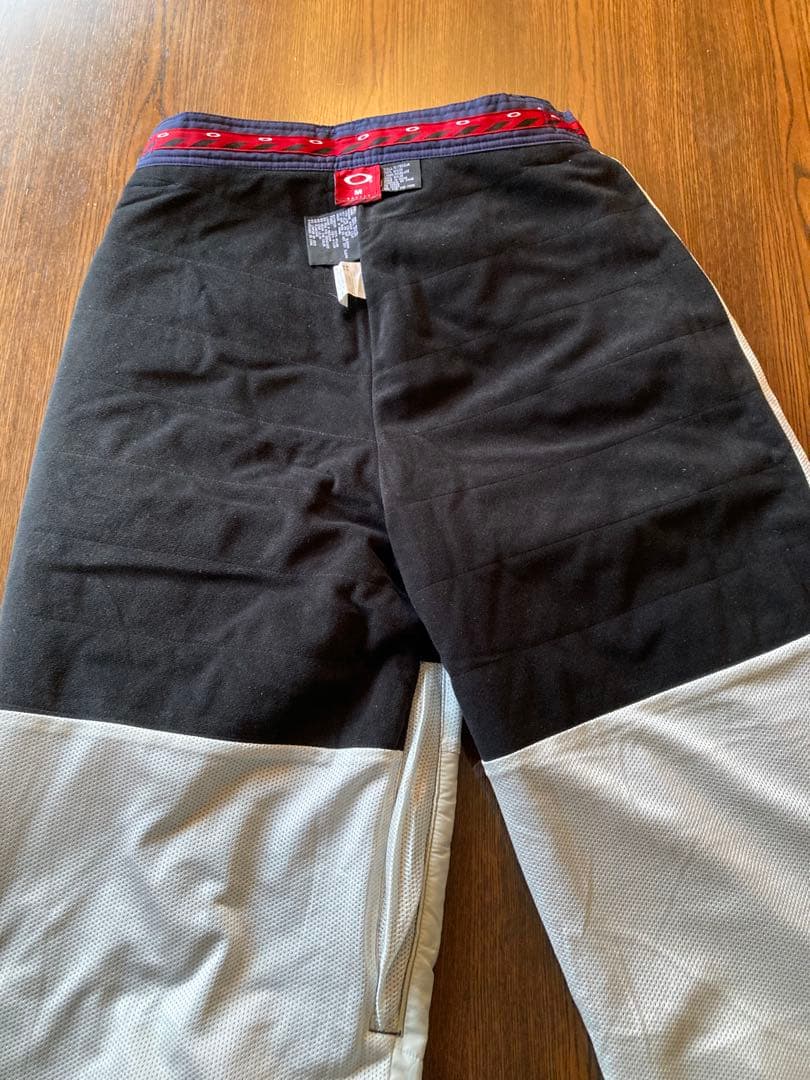 新品タグ付 OAKLEY オークリー スキー・スノーボードウェア パンツ 極寒可