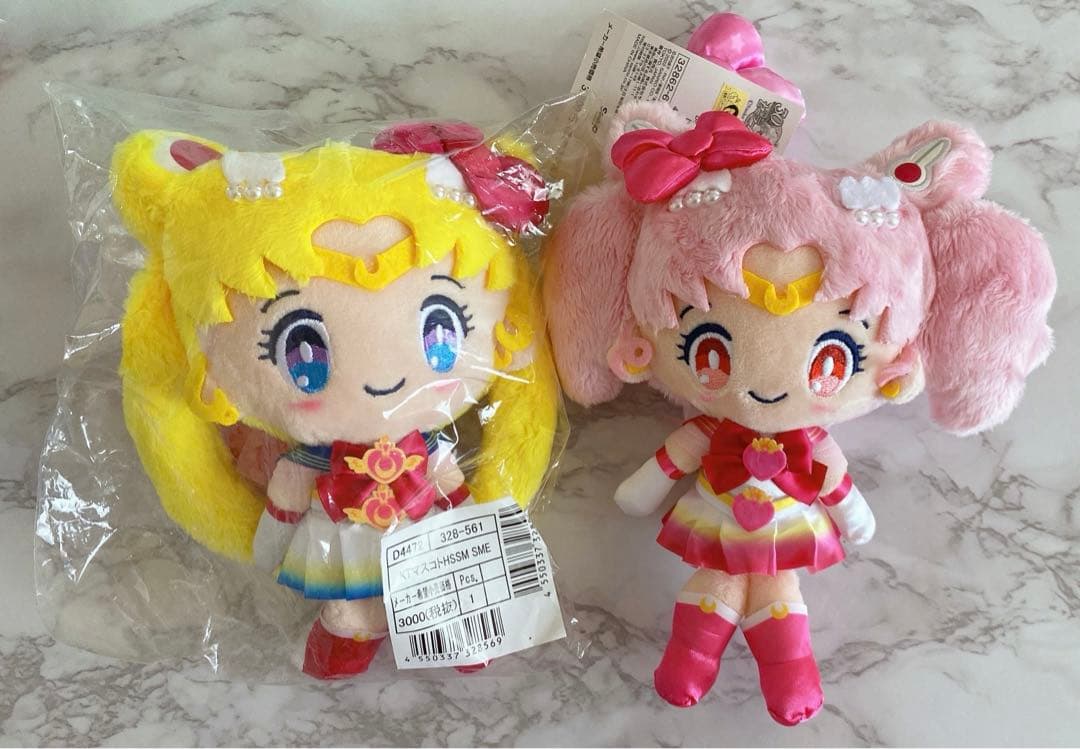 セーラームーン　サンリオ　ぬいぐるみ