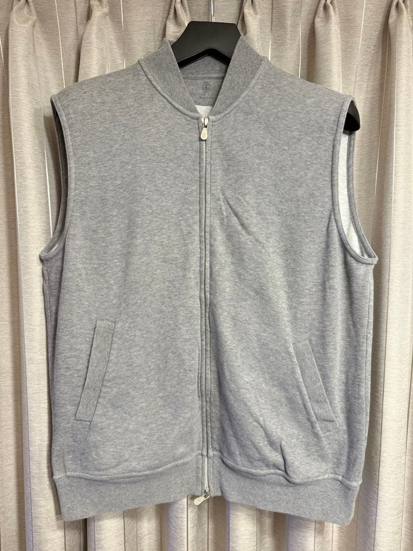 BRUNELLO CUCINELLI グレー ジップアップベスト