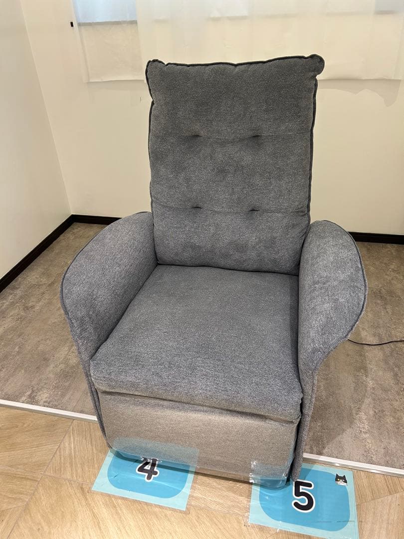 【梱包メルカリ便で配送】電動リクライニングソファ1人用【フカフカです】