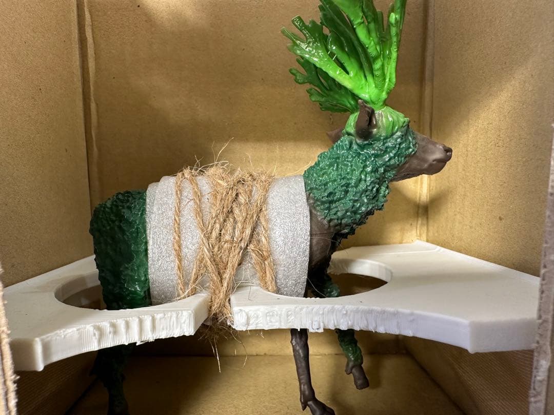 LOBINDON ビカクシカ　フィギュア