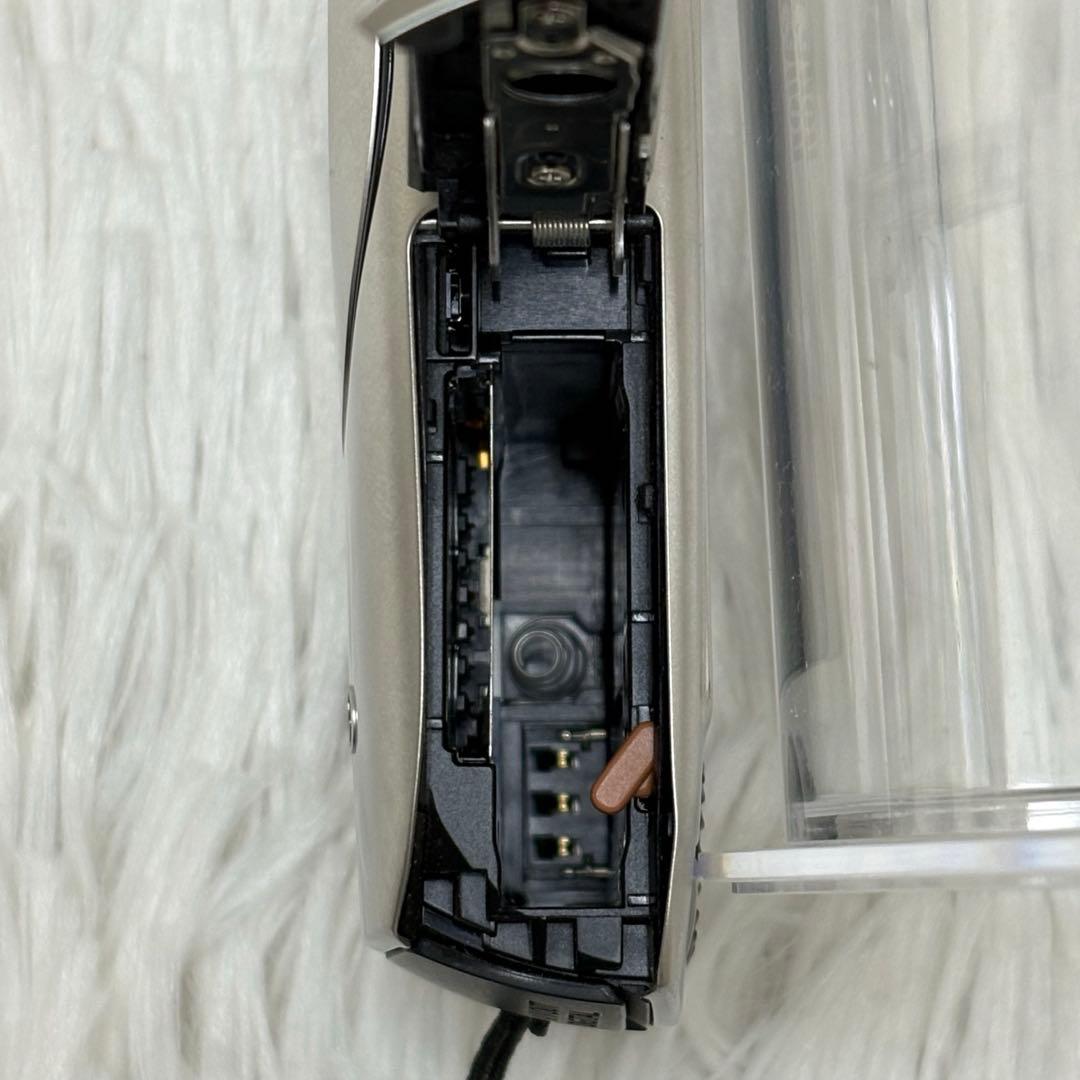 Canon カメラ　IXY 30S PC1473 シルバー コンデジ　動作品