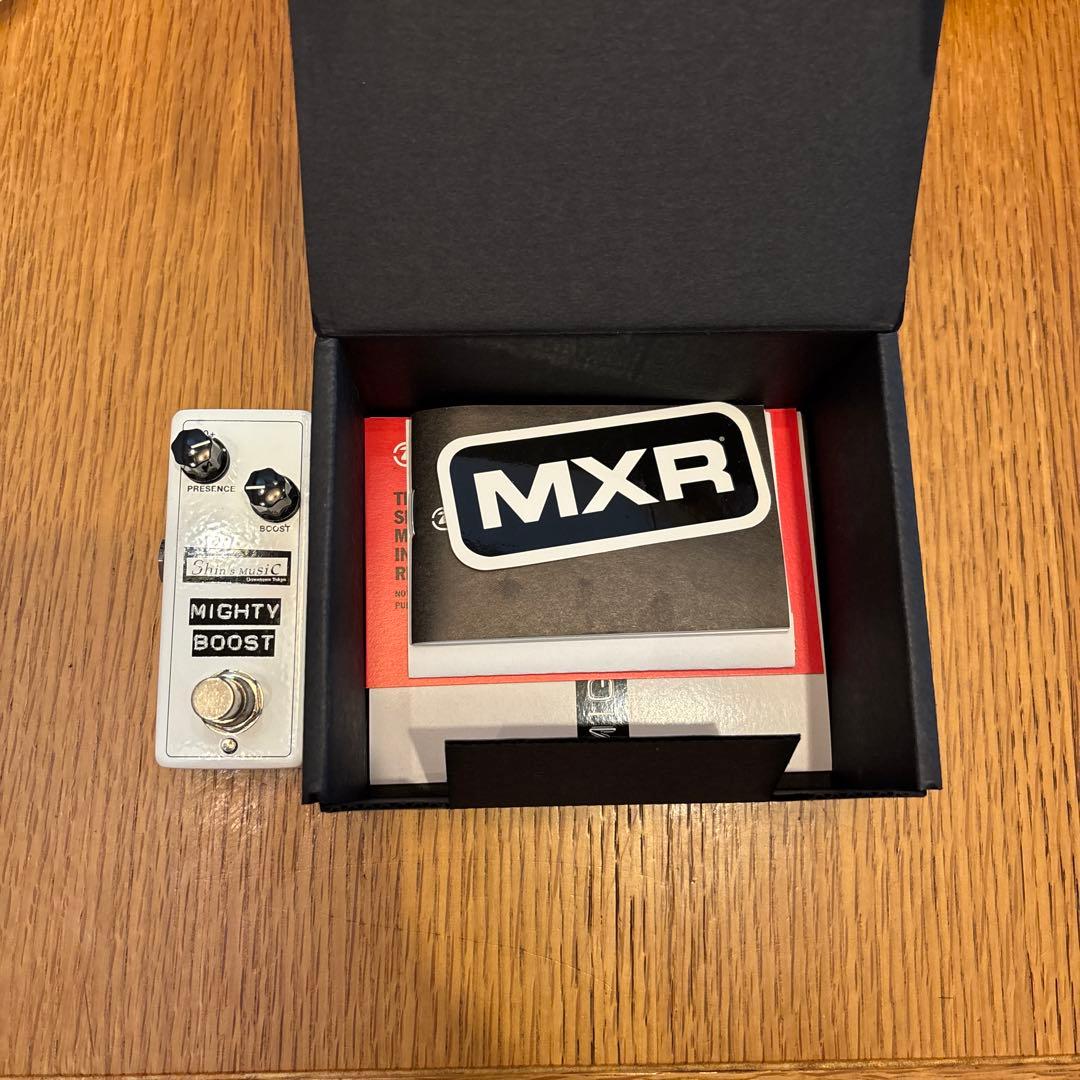 Shine Music MIGHTY BOOST ギターエフェクター