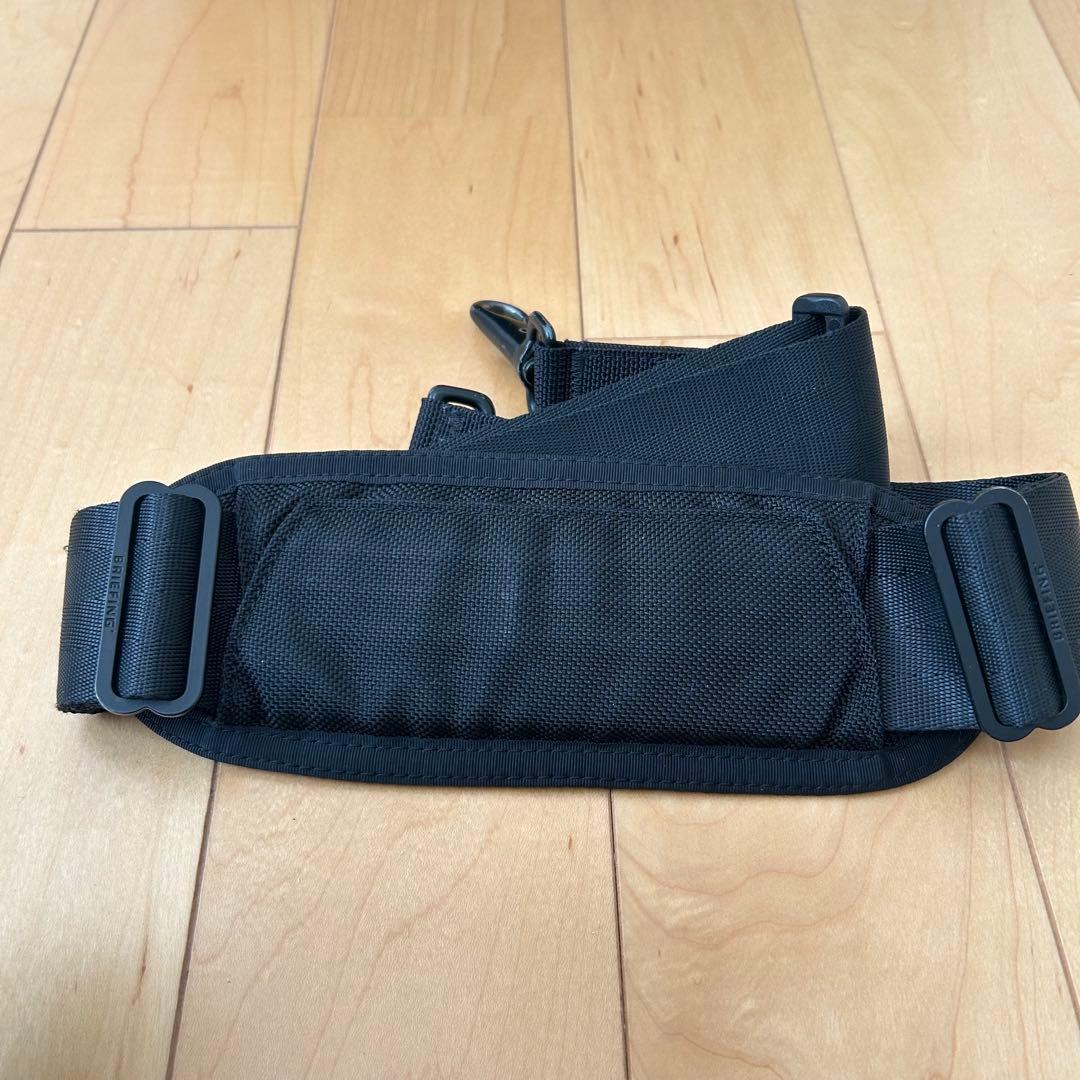 BRIEFING／B4 OVER TRIP／BLACK