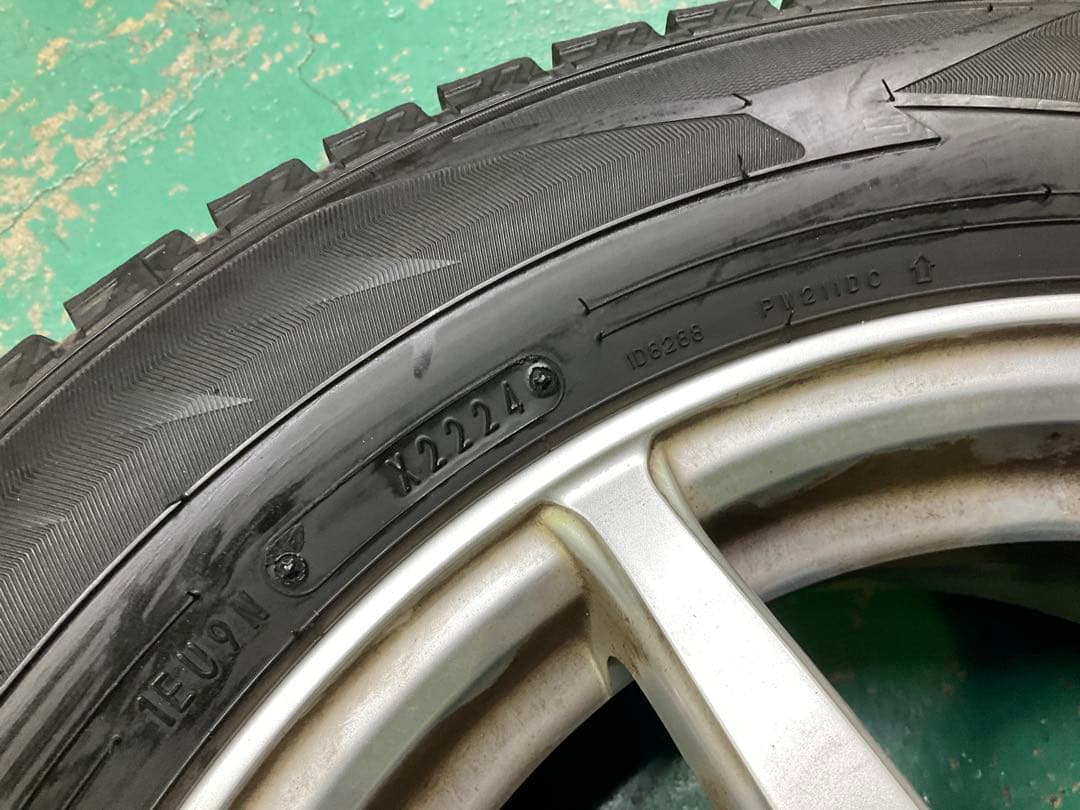 【送料無料】2024年製　WM02 ヴォクシー・ノア等に　中古スタッドレス4本