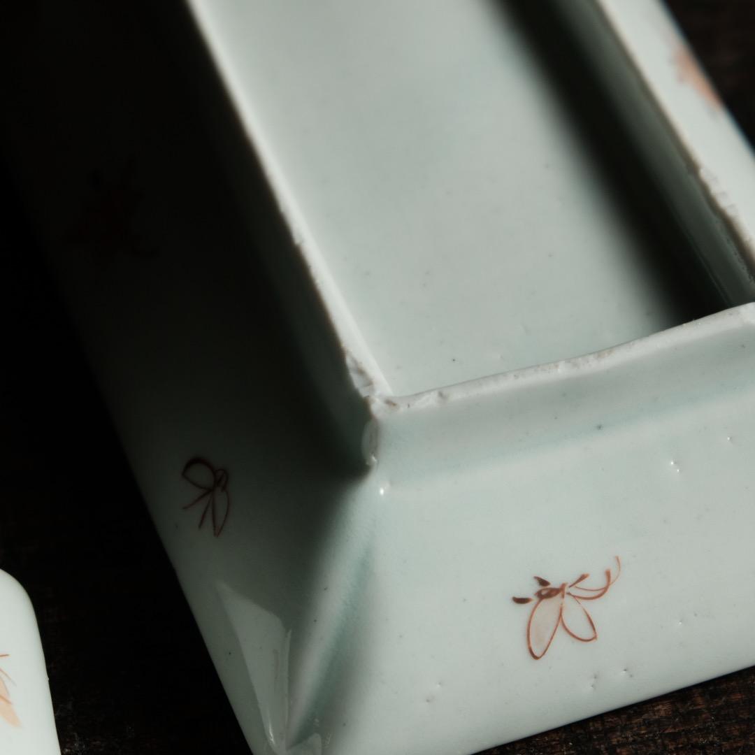 花と蝶々◆伊万里　花蝶文長方皿２客　刺身皿　芍薬　骨董・antiques 明治期