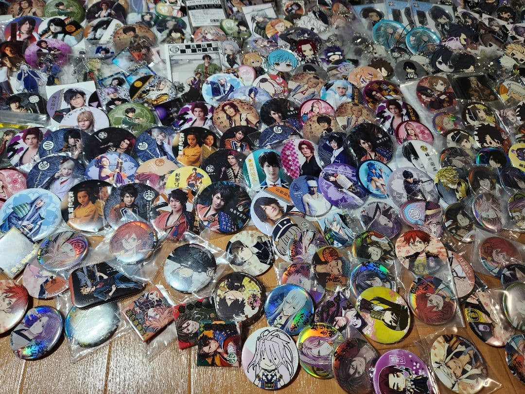 680点以上 刀剣乱舞 グッズ まとめ売り 缶バッジ ラバスト アクスタ等
