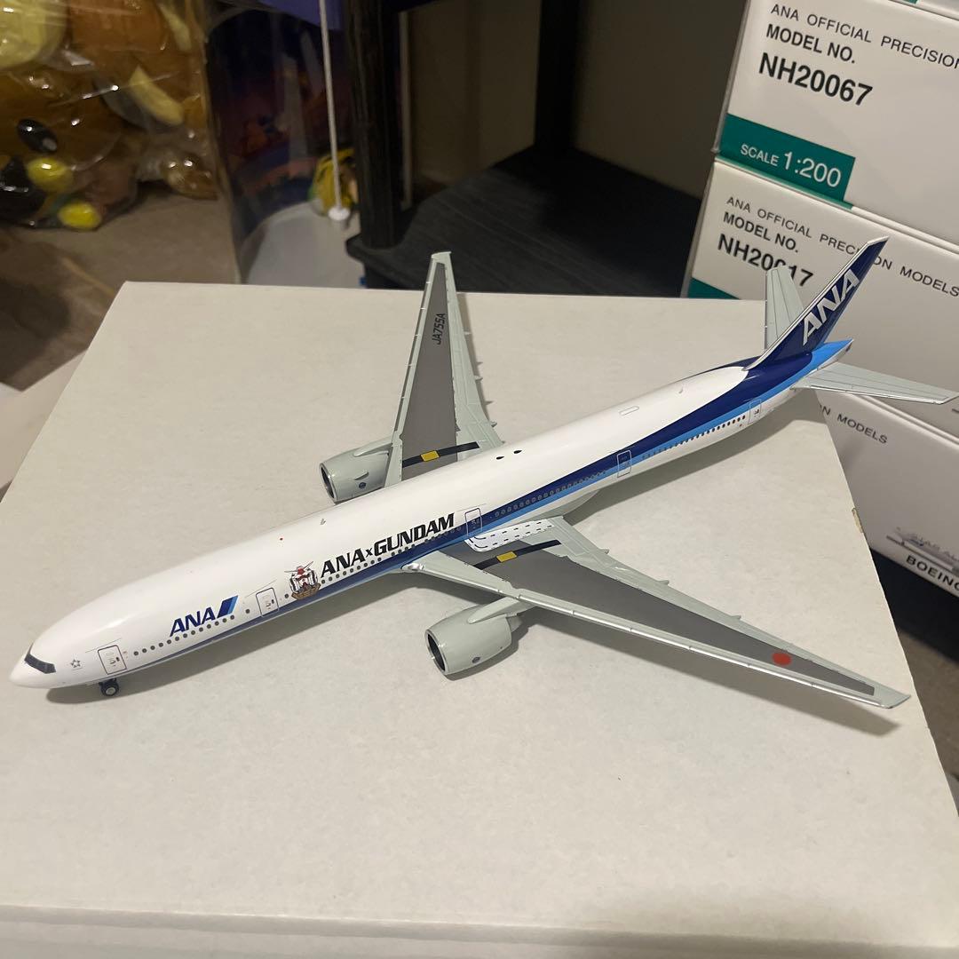 ANA ボーイング777-300 1/200 飛行機模型