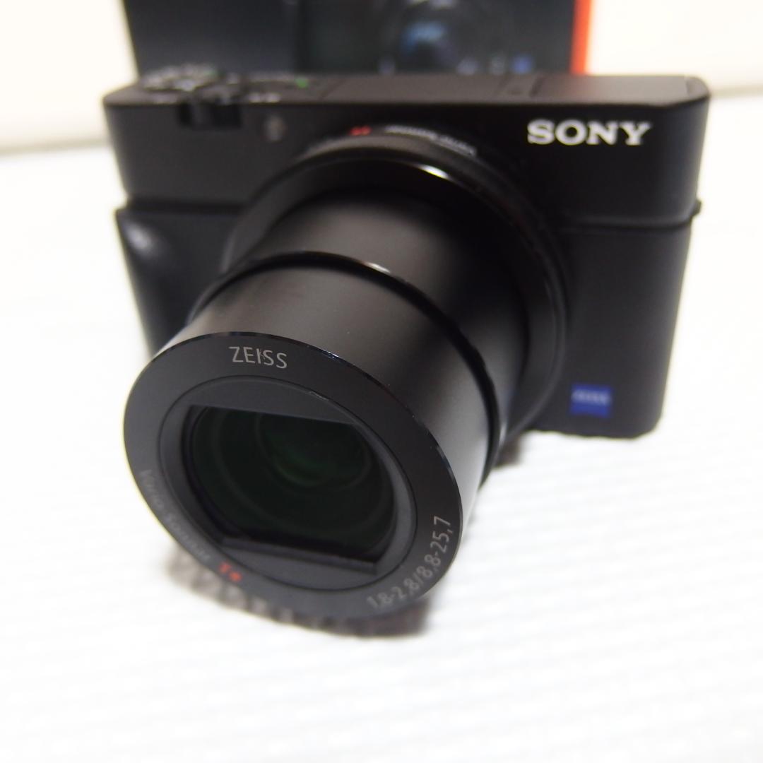 ソニー　高級コンデジ　SONY Cyber-shot DSC-RX100M3